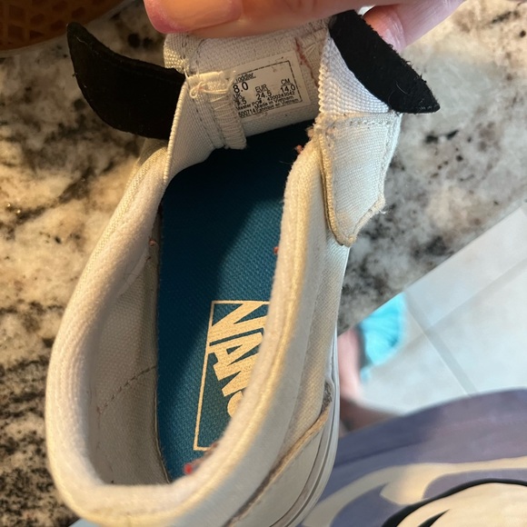 Toddler Size 8 Elephant Butterfly Vans - Picture 5 of 6